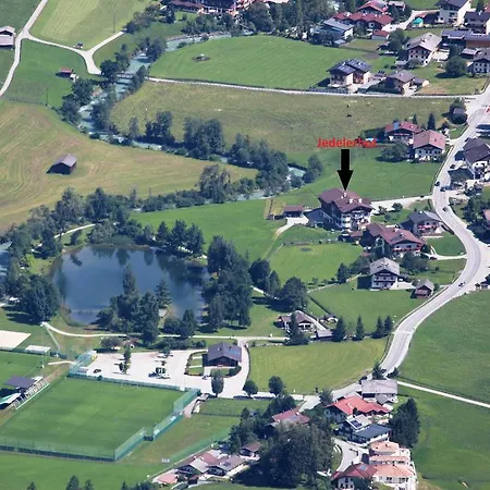 Haus Jedeler *